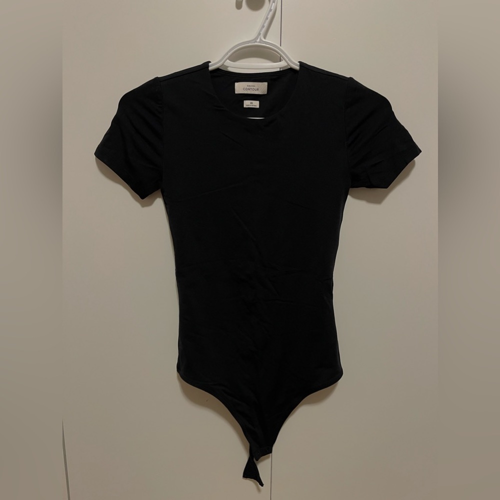 *SOLD* Aritzia Babaton Contour Bodysuit